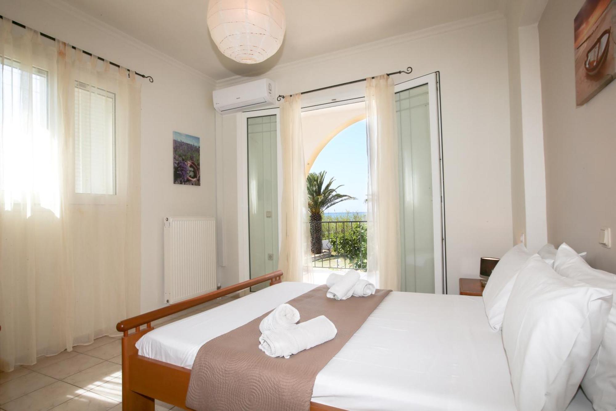 S&C Kosmos Beach Resort Roda  Esterno foto